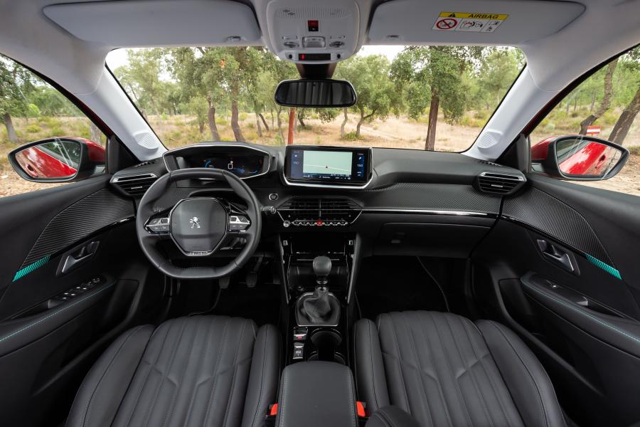 Торпедо Peugeot 208 2019 года  (WW) (фото 39 из 41)